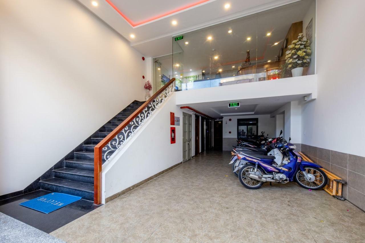 Oyo 227 Trang Anh Hotel Nha Trang Buitenkant foto